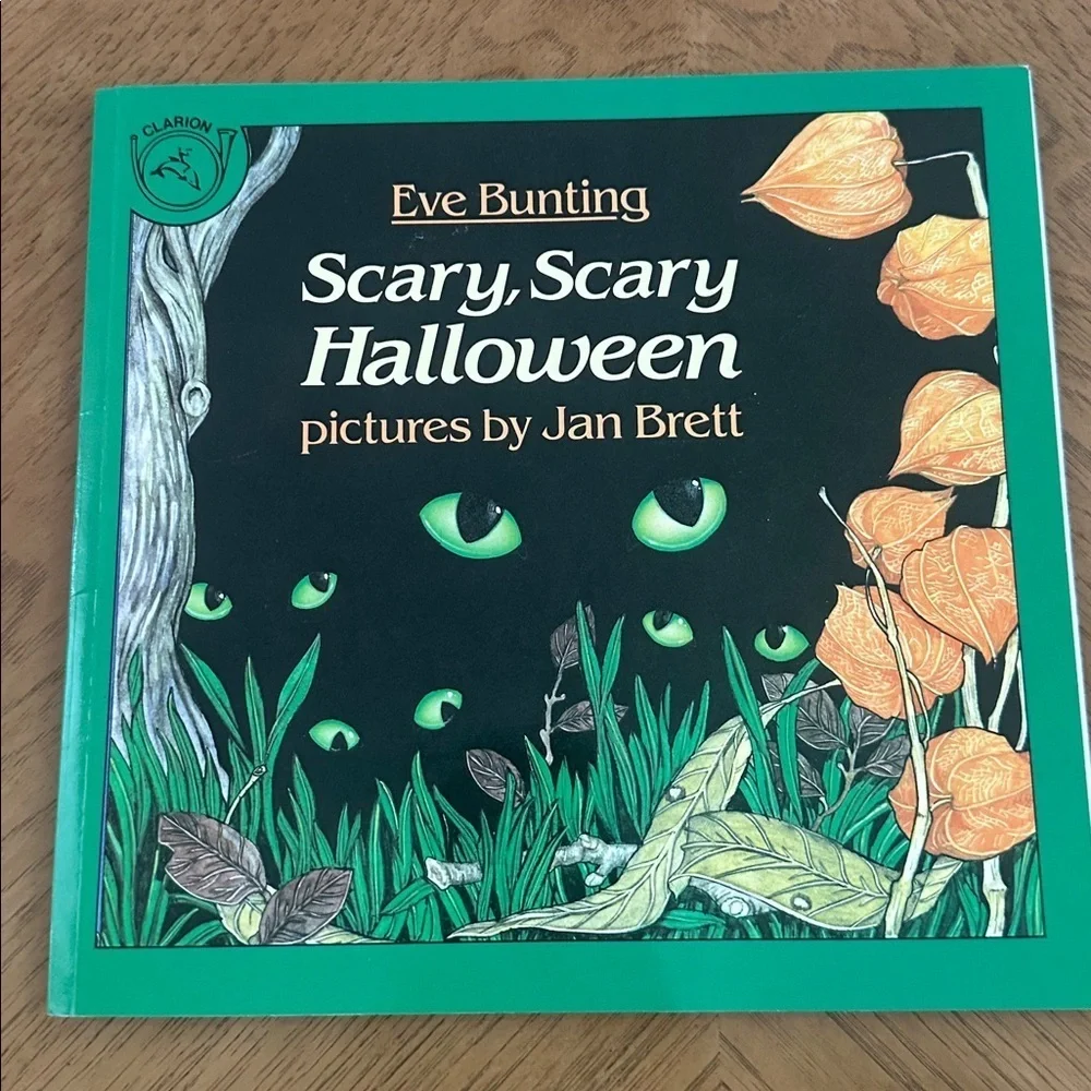 Kids Halloween Costume Set - Spooky Library Theme 3 books